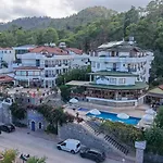 Naturella