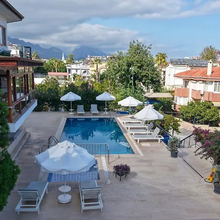Naturella Kemer