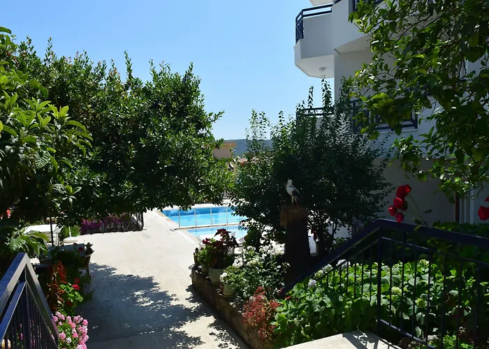 Naturella Lägenhetshotell 4*