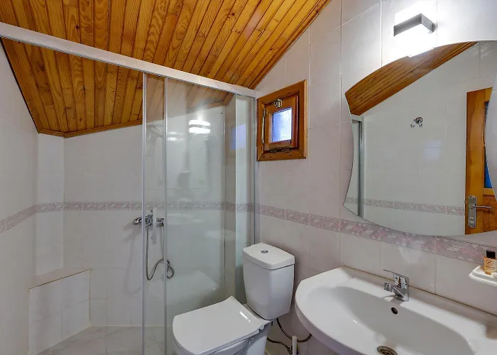 Lägenhetshotell Naturella 4*