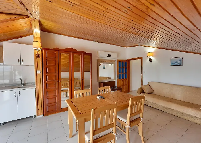 Naturella