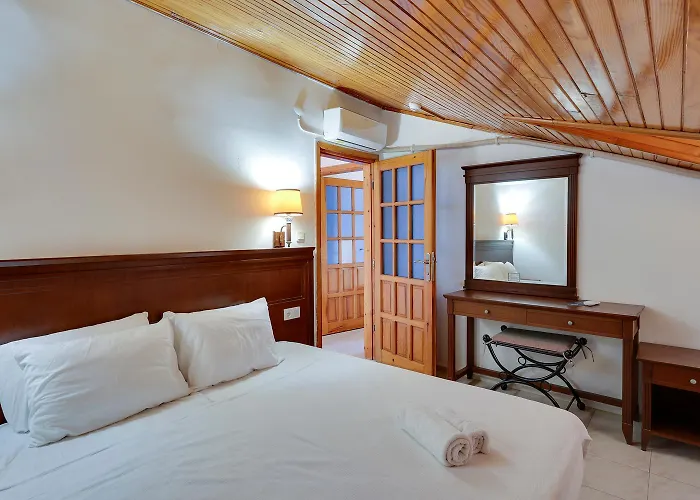Lägenhetshotell Naturella 4*
