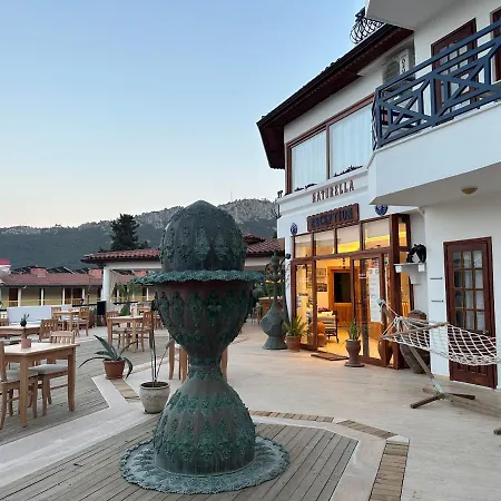 Apartmanhotel Naturella 4*