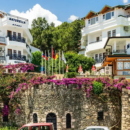 Aparthotel Naturella 4*