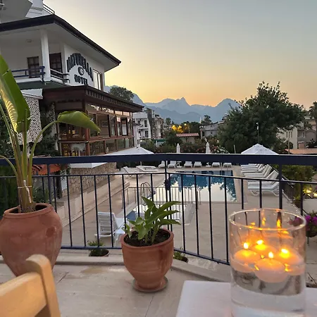 Naturella 4*