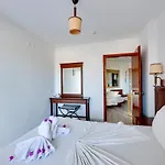 Aparthotel Naturella