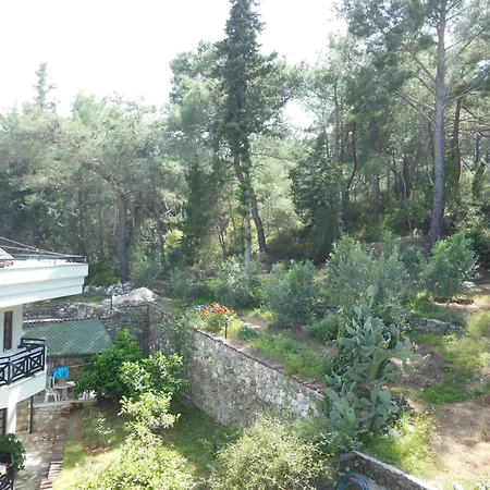 Apartahotel Naturella